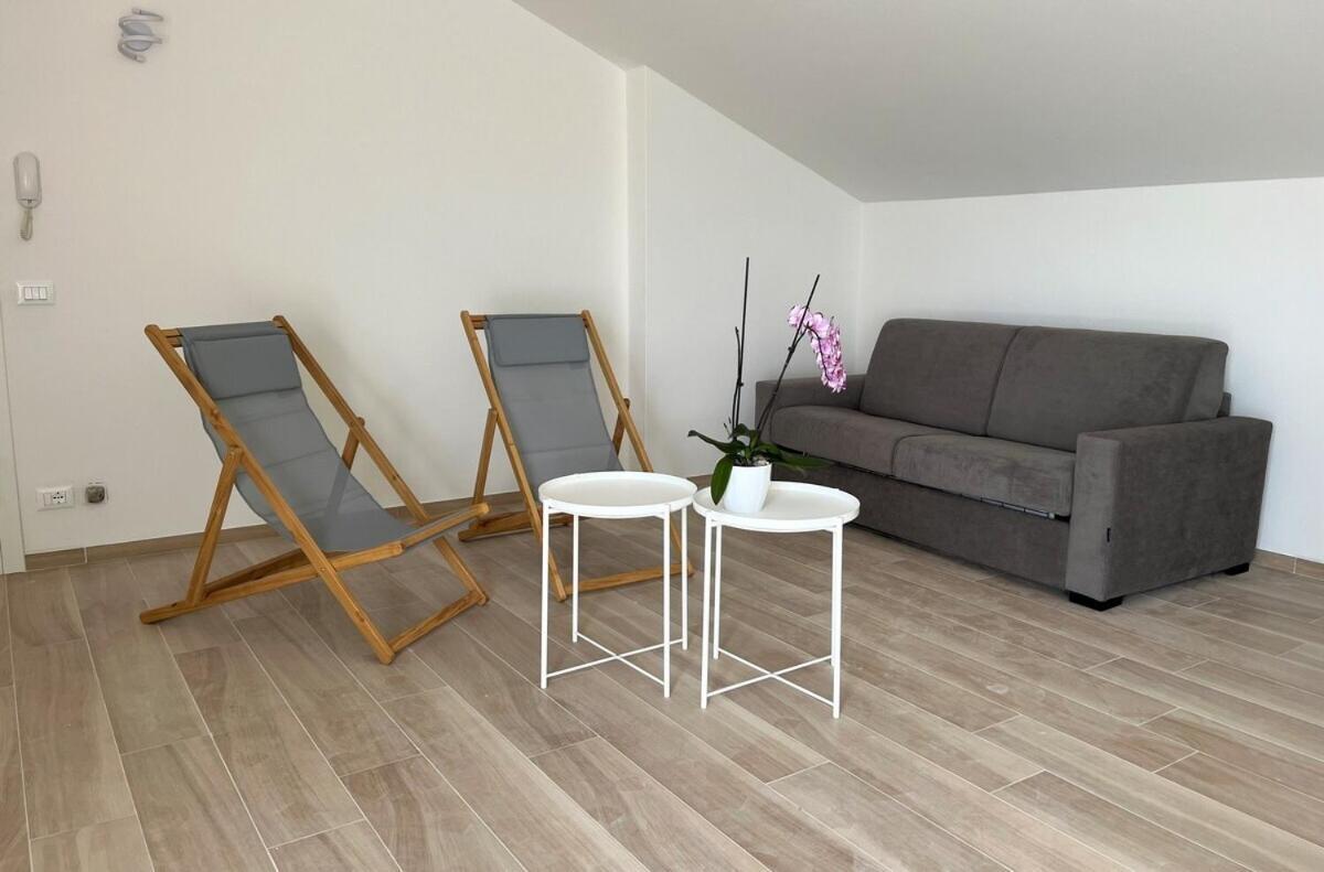 Attico Lilium Appartement Peschiera del Garda Buitenkant foto